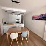 New On Playa Silgar, 2 Bedrooms, 2 Bathrooms, Garage דירה