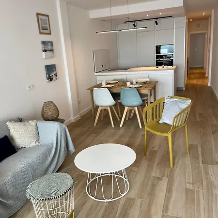 New On Playa Silgar, 2 Bedrooms, 2 Bathrooms, Garage Sanxenxo